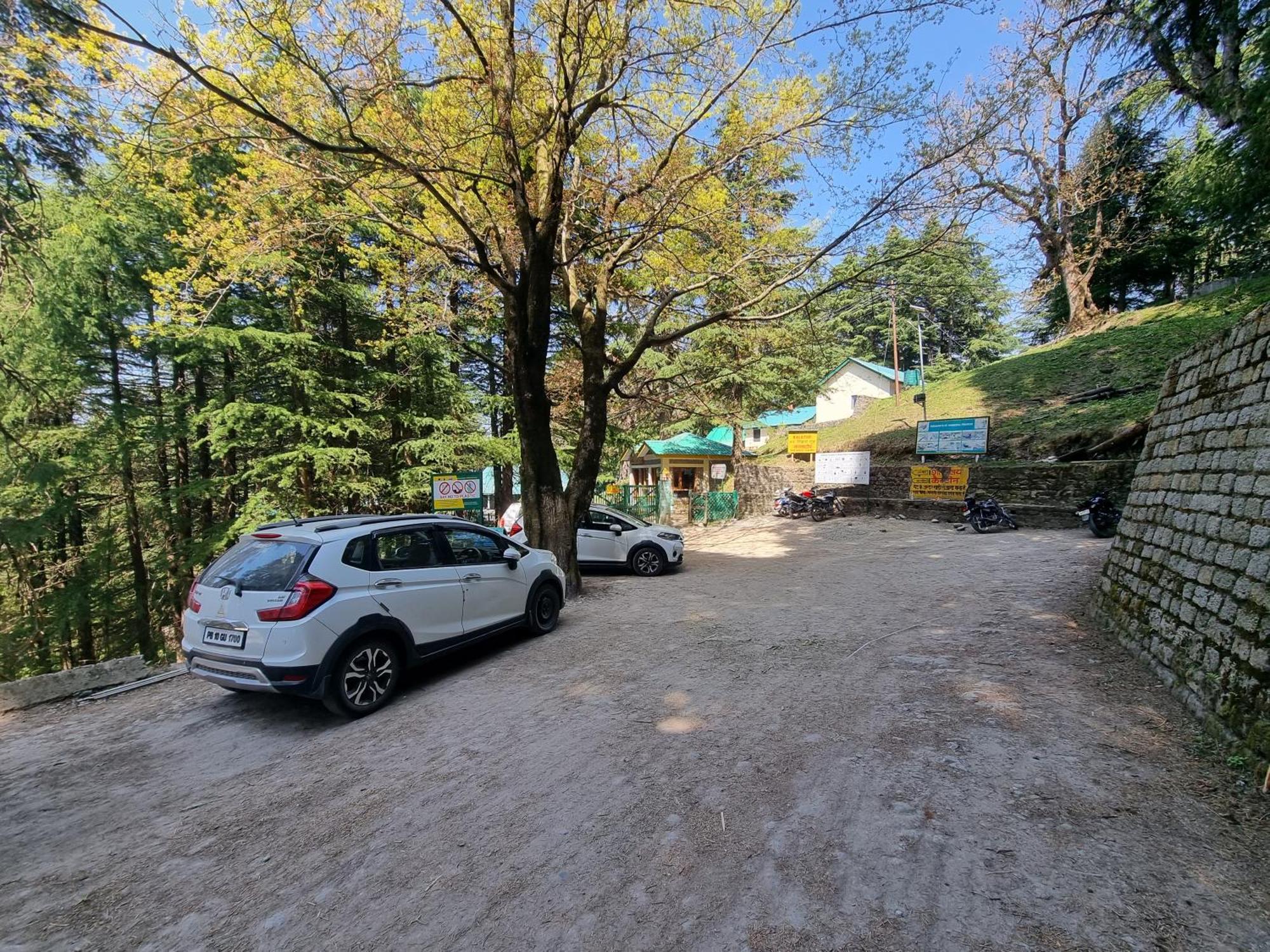 Forest Vibes Kalatop-Rooms And Restaurant ダルハウジ エクステリア 写真