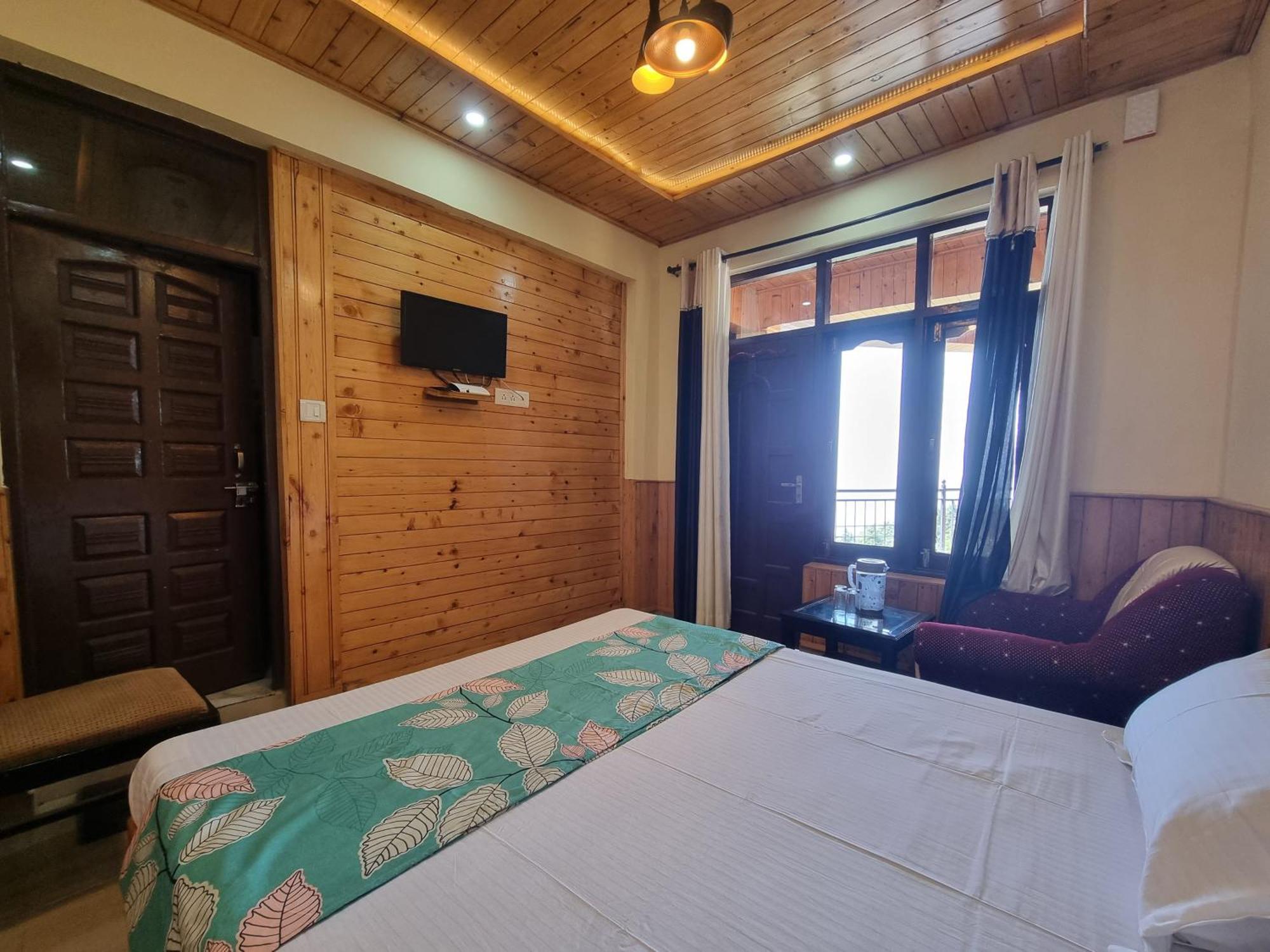 Forest Vibes Kalatop-Rooms And Restaurant ダルハウジ エクステリア 写真